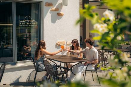 Restaurants Les Paccots, Châtel Saint Denis · Boutique Hôtel Corbetta bar lounge