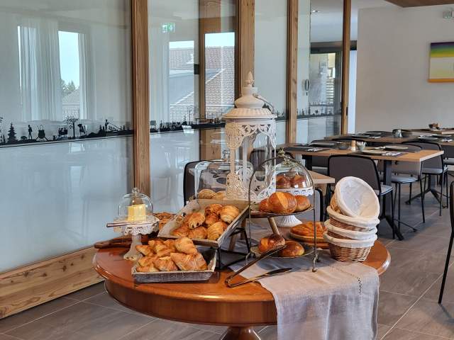 Hôtel Charme Suisse Montagne, Les Paccots · Boutique Hôtel Corbetta buffet